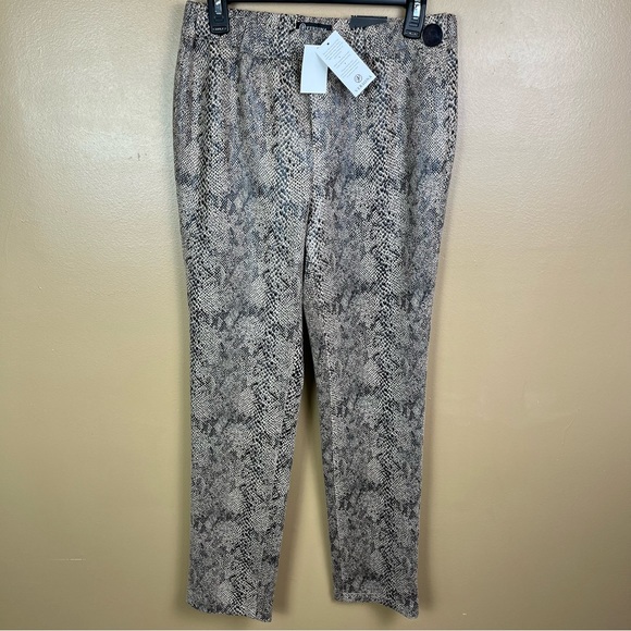 NEW Snakeskin Versona Pants Women's Size Medium - Picture 2 of 13